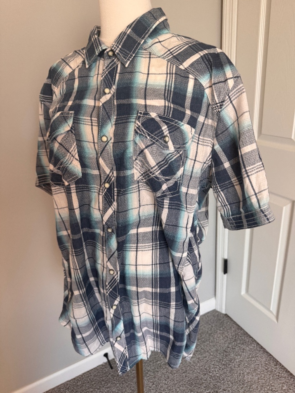BKE Men’s XL Blue Plaid Western Pearl Snap Short Sleeve Shirt Standard Fit